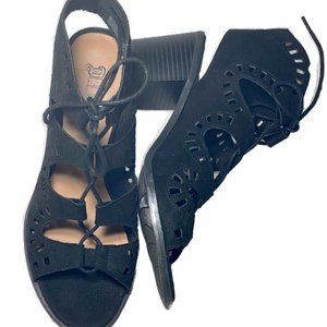 Brash Black lace up peep toe block bootie